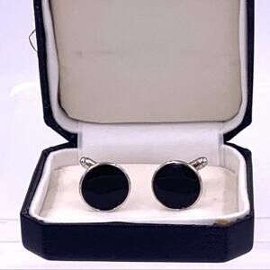 NEW! Silver tone Cuff‎ links toggle closure.